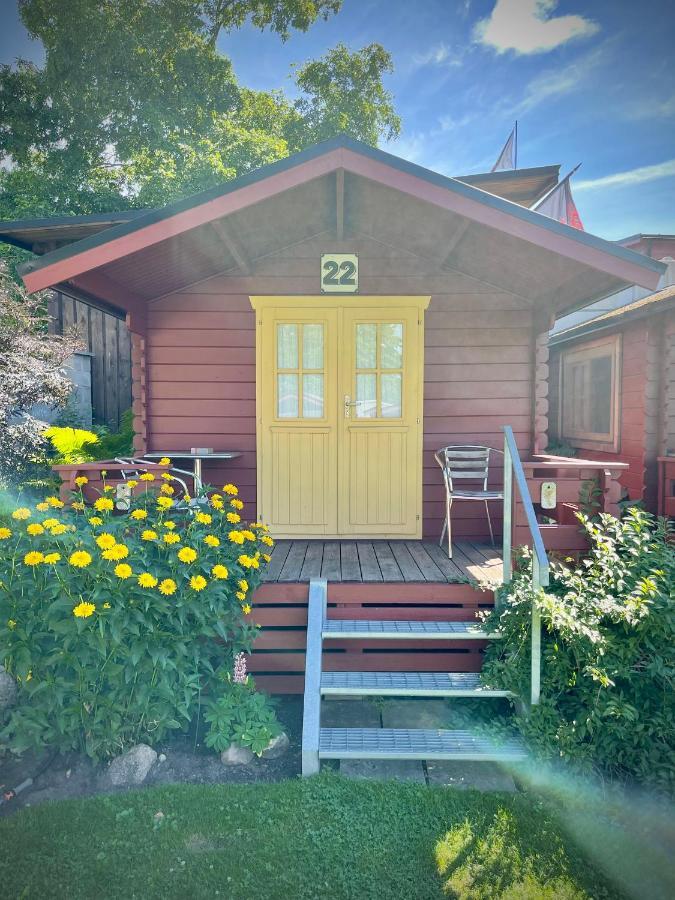Aleksandri Guesthouse Pärnu Exterior foto